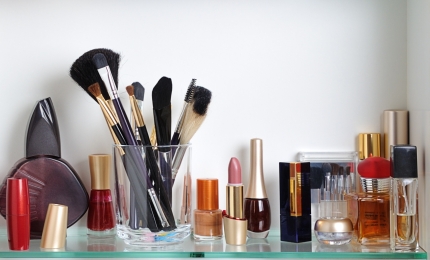 BLOG: Don’t forget to Spring Clean your Cosmetics!